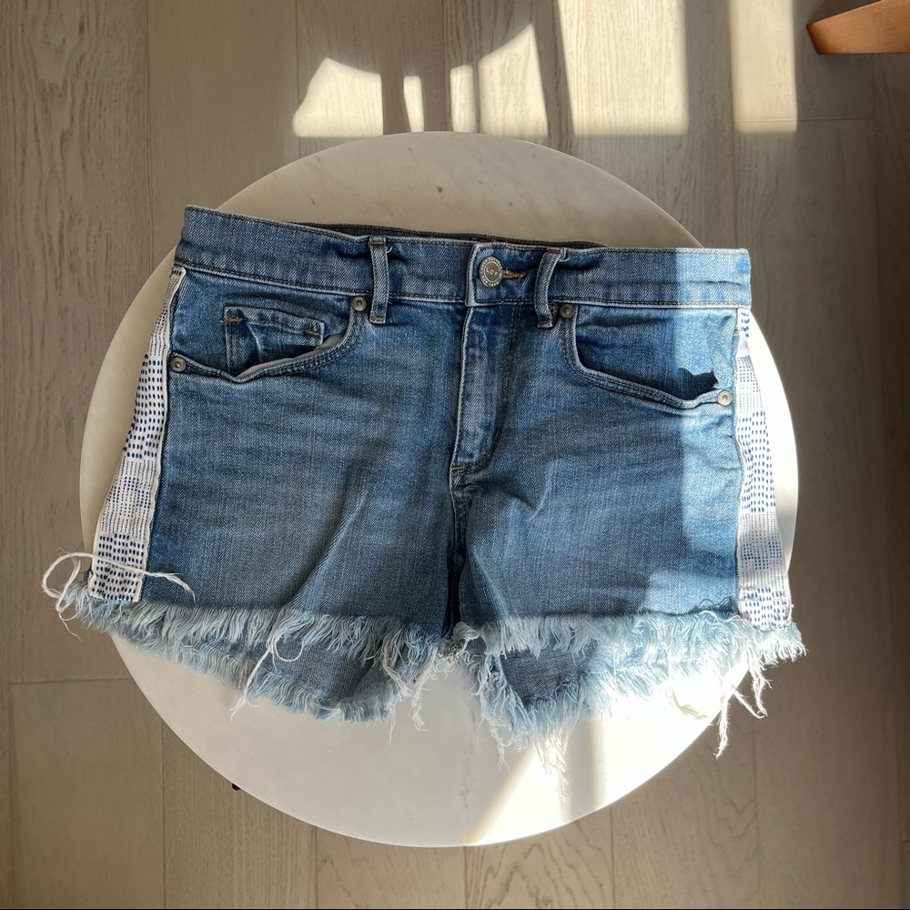LOFT Ann Taylor Embroidered Side Striped Denim Shorts Distressed Cut-Off Edge